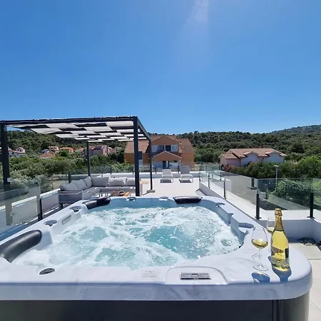Villa Izabela Kraj (Zadar)