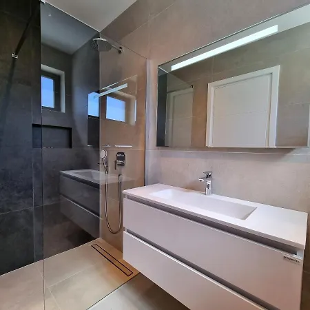 Feriehus Villa Izabela *