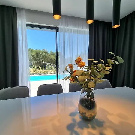 Villa Izabela * Kraj (Zadar)