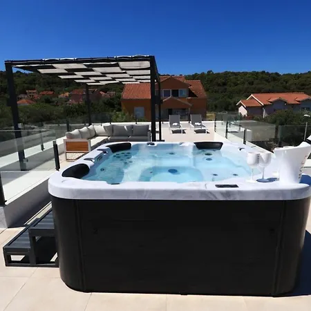 Villa Izabela Feriehus *