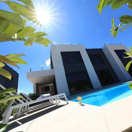 Villa Izabela Kraj (Zadar)