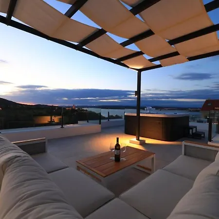 Ferienhaus Villa Izabela *